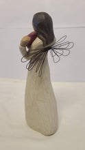 Charger l&#39;image dans la galerie, Willow Tree &quot;Angel of the Heart&quot; (Tall) - New in Box
