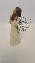 Load image into Gallery viewer, Willow Tree &quot;Angel of the Heart&quot; (small) For those who love and are loved - New In Box
