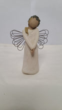Cargar imagen en el visor de la galería, Willow Tree Figurine &quot;Celebrate&quot; With Joyful Anticipation - New in Box
