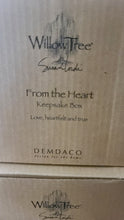 将图片加载到图库查看器，WillowTree &quot;From The Heart&quot; Keepsake Box Love, heartfelt, and true - New in Box
